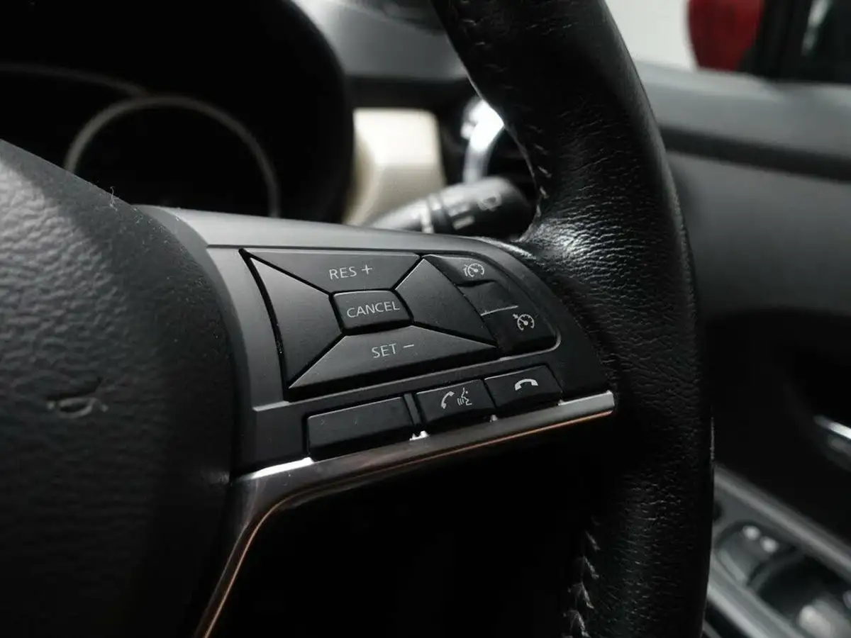 2017-nissan-micra-09-ig-t-n-connecta-big-22