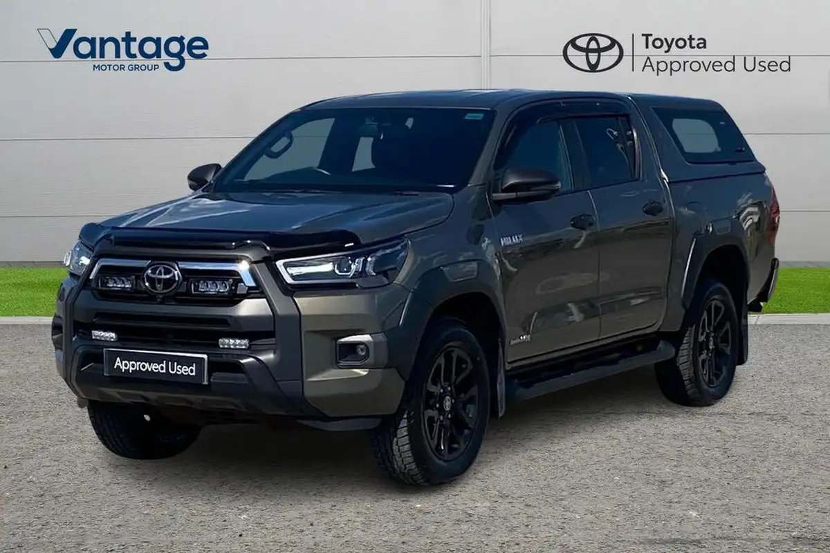 2022-toyota-hi-lux-28d-4d-invincible-x-at35-204hpeu6d-big-6