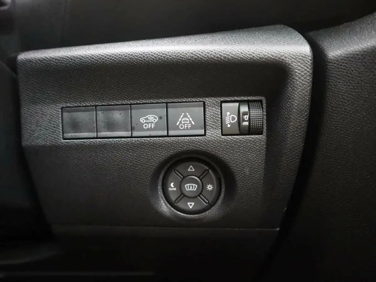 2022-citroen-c4-15bluehdi-shine-plus-big-37