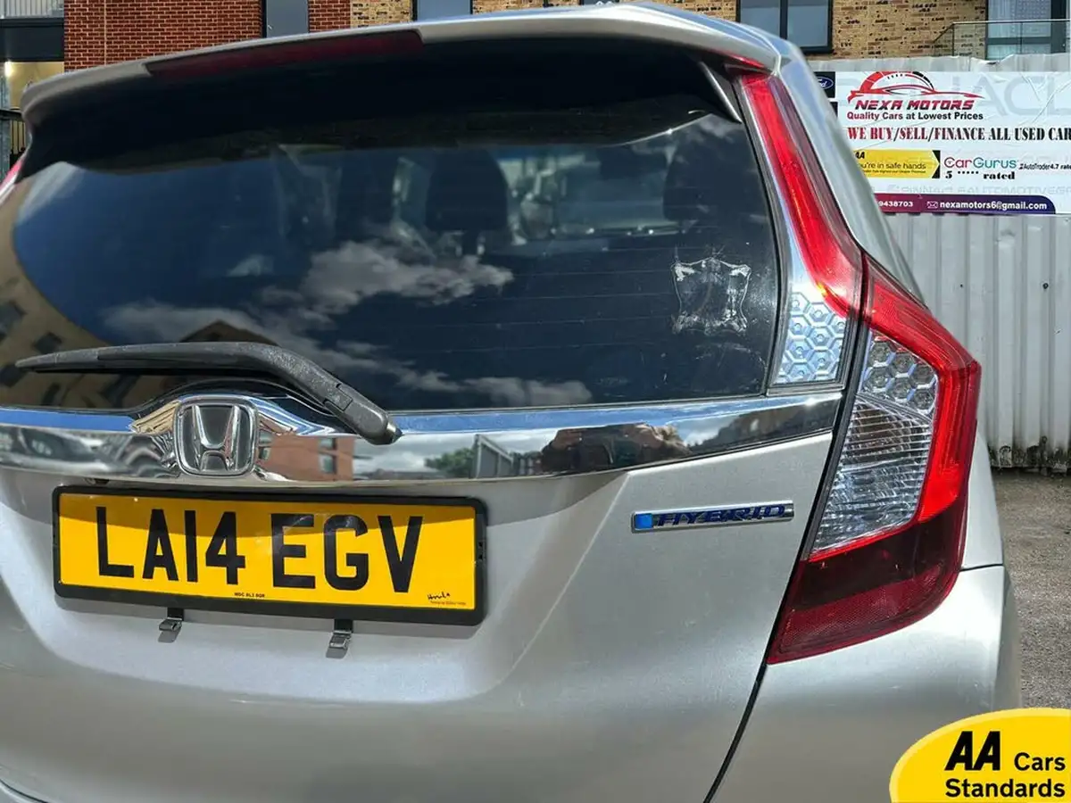 2014-honda-jazz-big-25