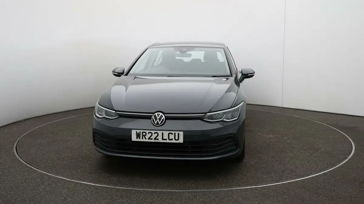 2022-volkswagen-golf-15-tsi-life-130ps-hatchback-big-37