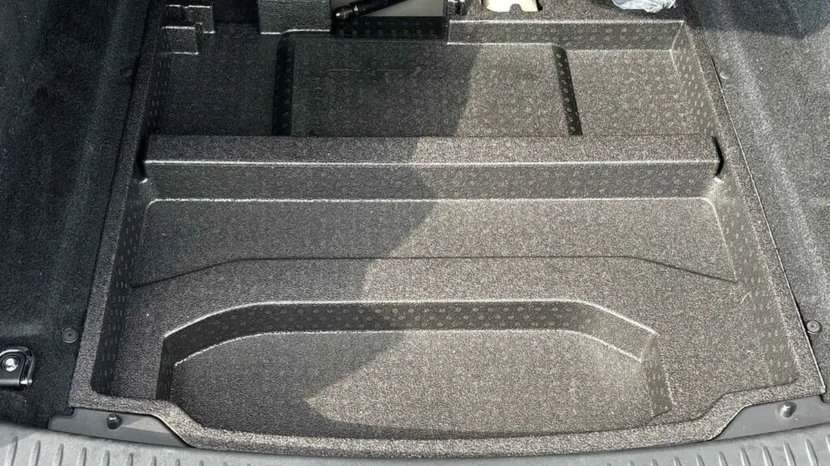 2023-jaguar-i-pace-ev400-black-big-21