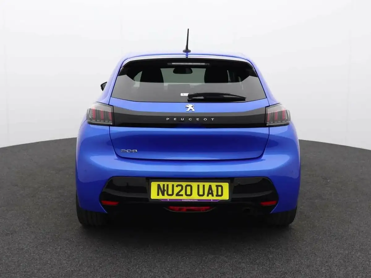 2020-peugeot-208-12-puretech-allure-100bhp-big-3