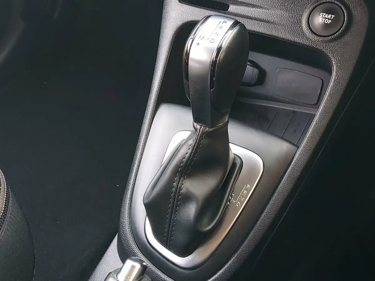 2017-renault-captur-12-dynamique-s-nav-big-46