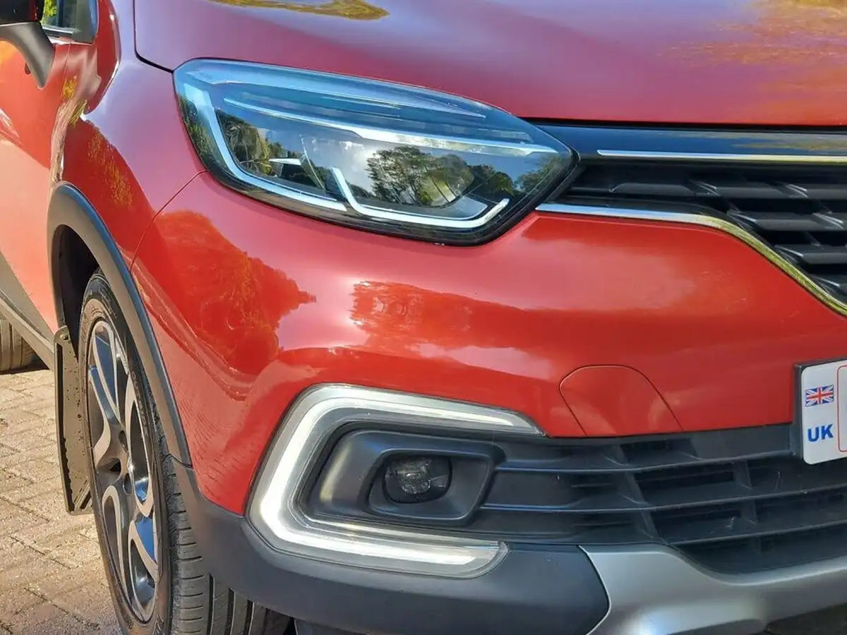 2017-renault-captur-12-dynamique-s-nav-big-18