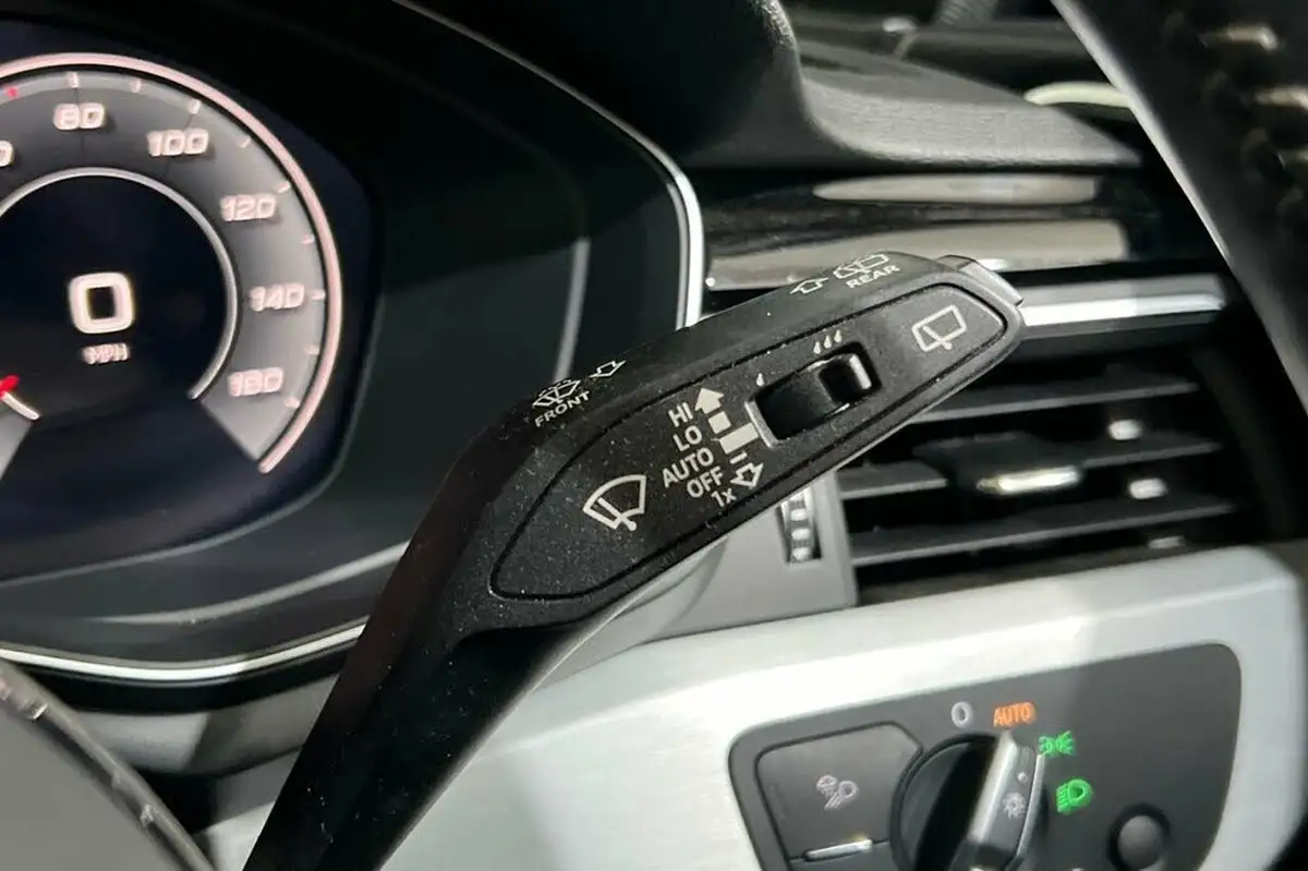2019-audi-a4-avant-20-40-tfsi-sport-big-28