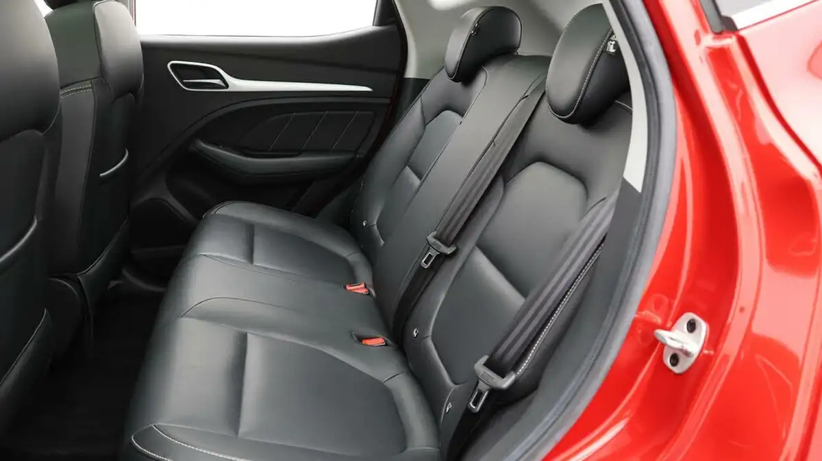 2021-mg-zs-suv-e-exclusive-ev-big-16