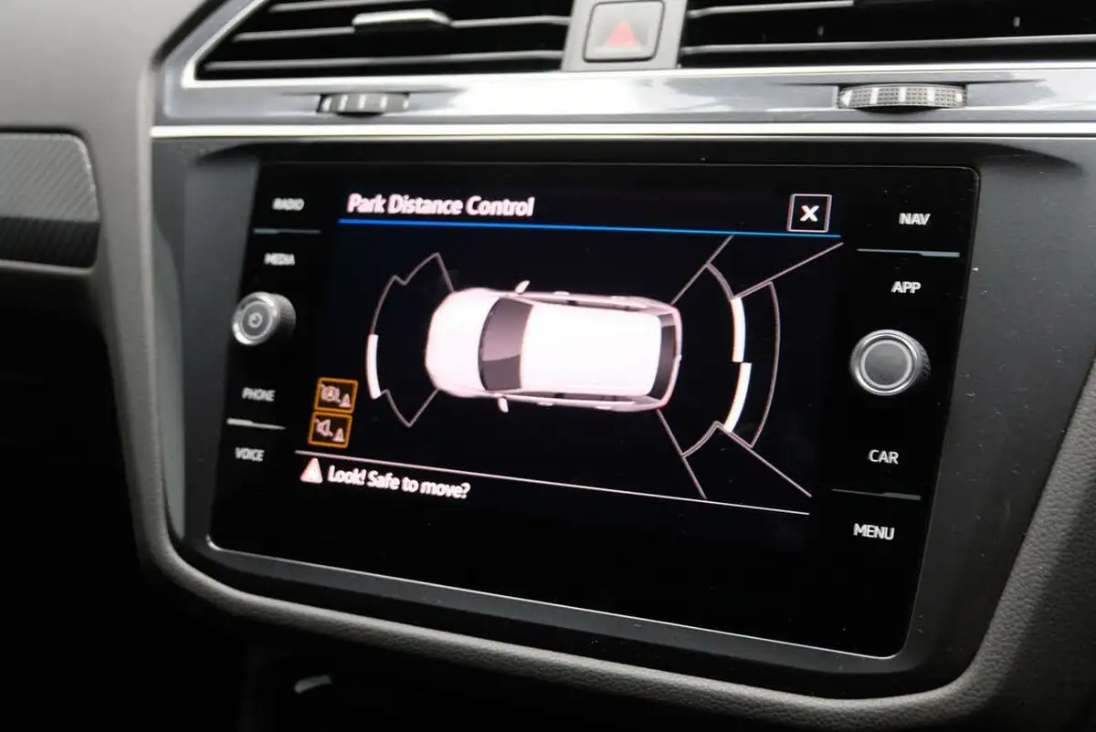 2024-volkswagen-tiguan-allspace-20-tsi-r-line-245ps-evo-big-31