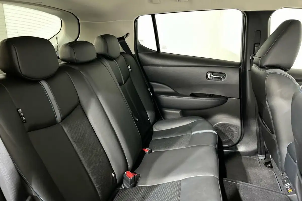 2020-nissan-leaf-e-e-3zero-big-22