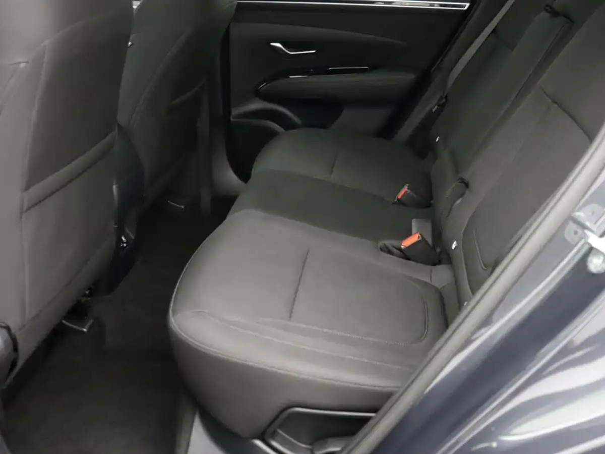 2024-hyundai-tucson-16-t-gdi-se-connect-150ps-big-16