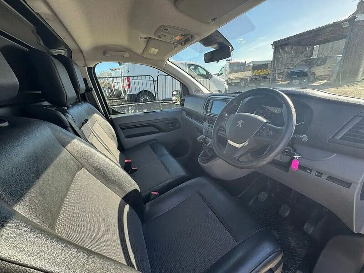 2021-peugeot-expert-20-bluehdi-professional-long-1400-eu6dt-panel-big-20