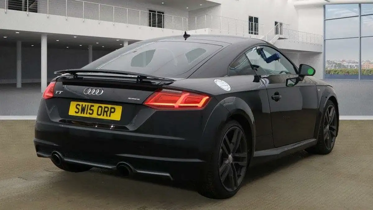 2015-audi-tt-coupe-20-tfsi-s-line-quattro-tronic-big-3
