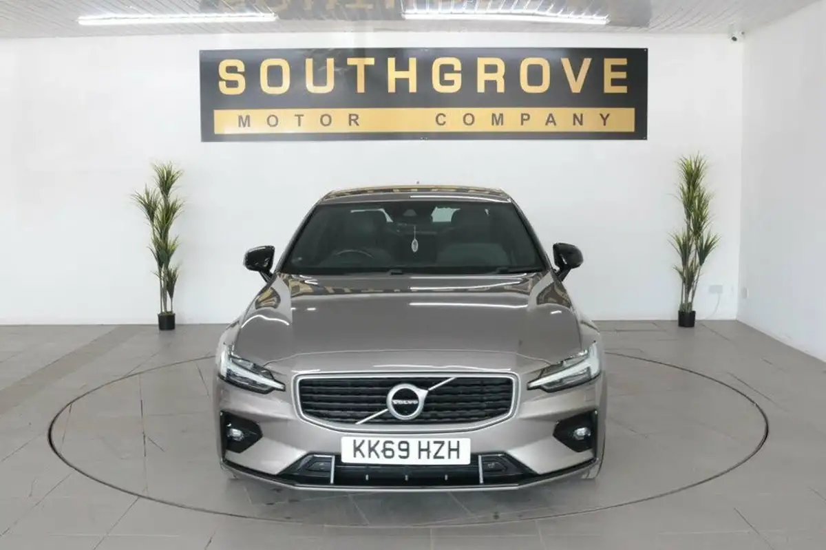 2019-volvo-s60-20-t5-r-design-plus-big-1