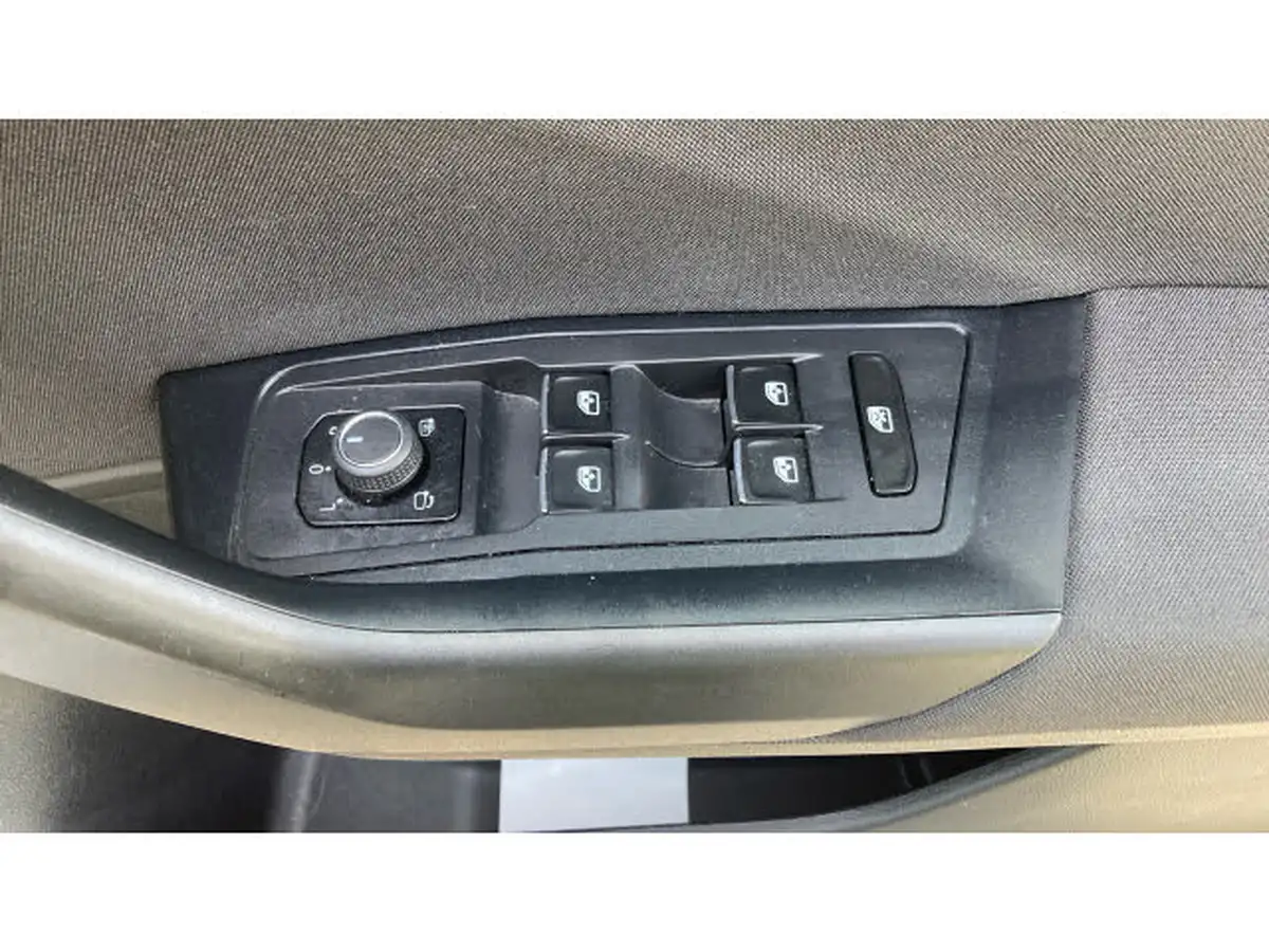 2021-volkswagen-t-roc-15-tsi-sel-dsg-big-26