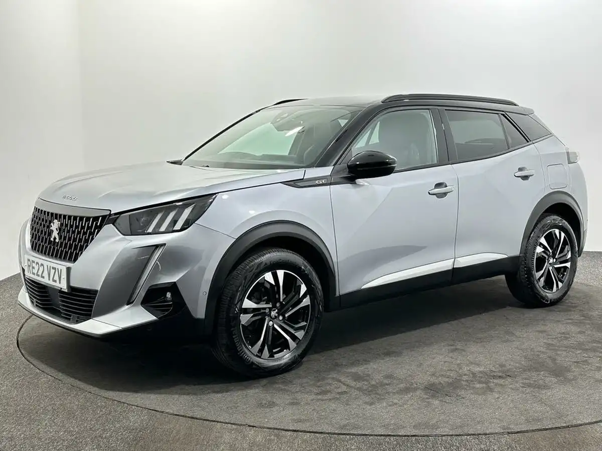 2022-peugeot-2008-suv-12-puretech-gt-eat8-big-3
