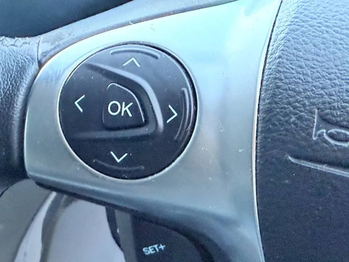 2014-ford-c-max-20tdci-titanium-powershift-big-36