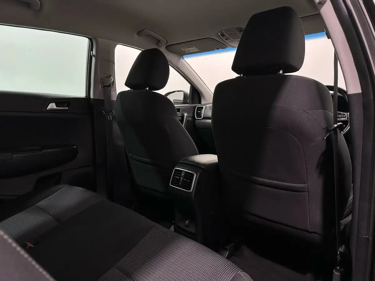 2018-kia-sportage-16-gdi-2-big-40