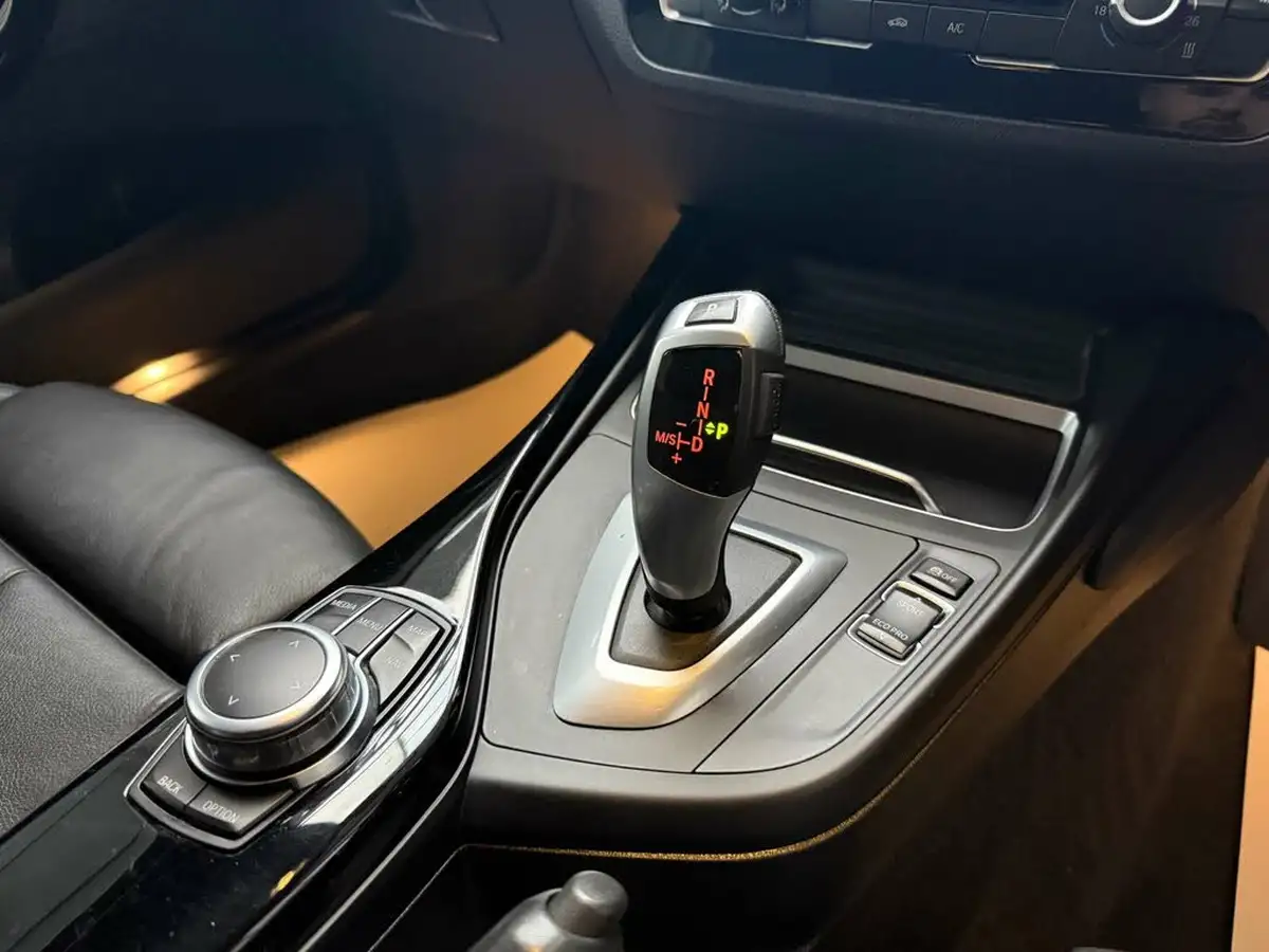 2019-bmw-1-series-20td-118d-m-sport-shadow-edition-5d-auto-big-28