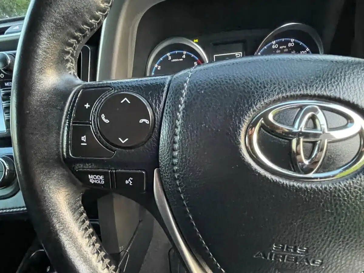 2016-toyota-rav4-20d-4d-business-edition-big-31