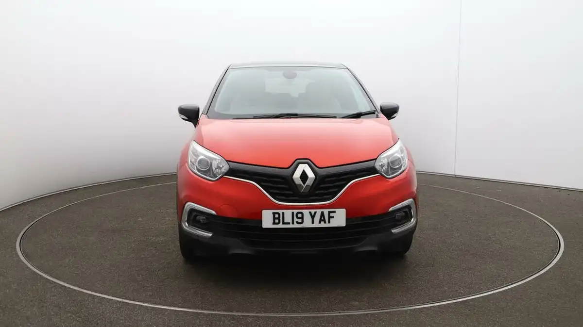 2019-renault-captur-09-tce-iconic-big-39