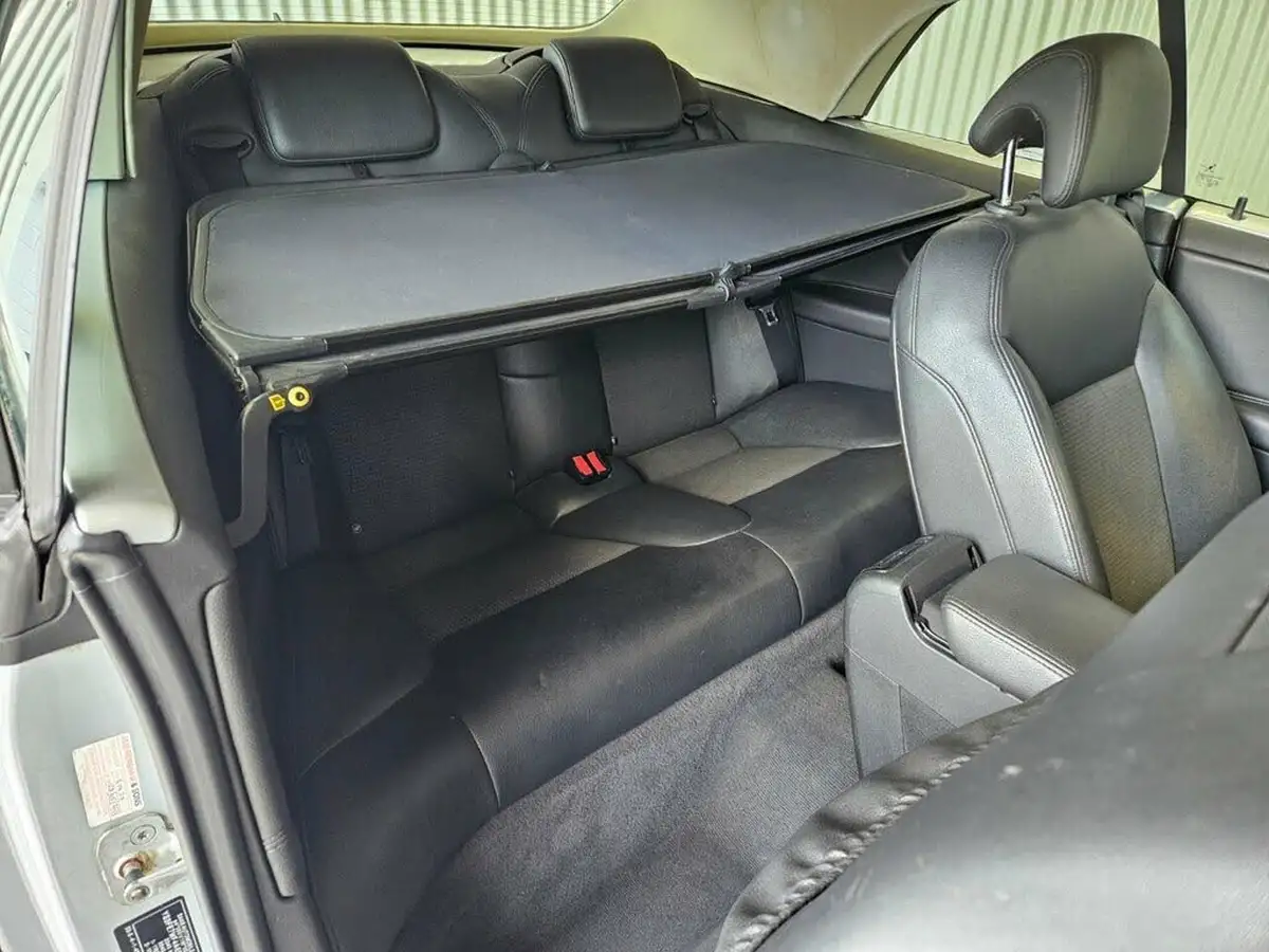 2010-saab-9-3-big-23