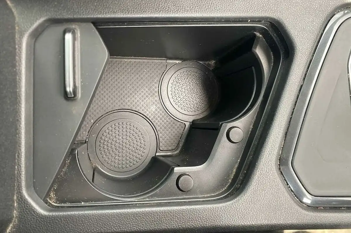 2022-volkswagen-tiguan-15-tsi-life-150ps-big-30