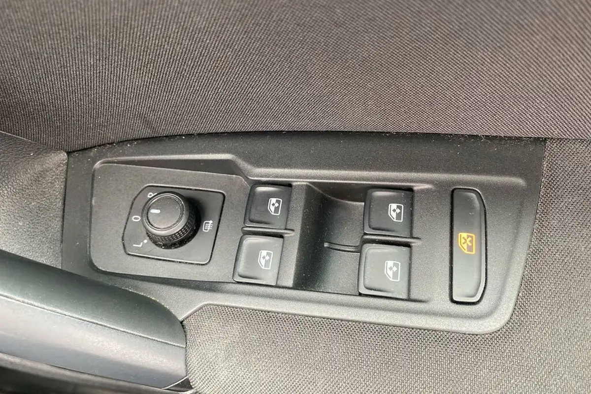 2022-volkswagen-tiguan-15-tsi-life-150ps-big-58