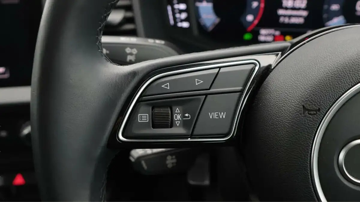 2021-audi-a1-10-30-tfsi-technik-110ps-big-23