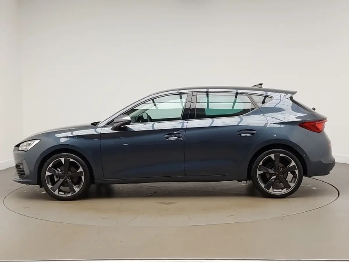 2021-skoda-karoq-20tdi-sportline-4x4-dsg-big-3