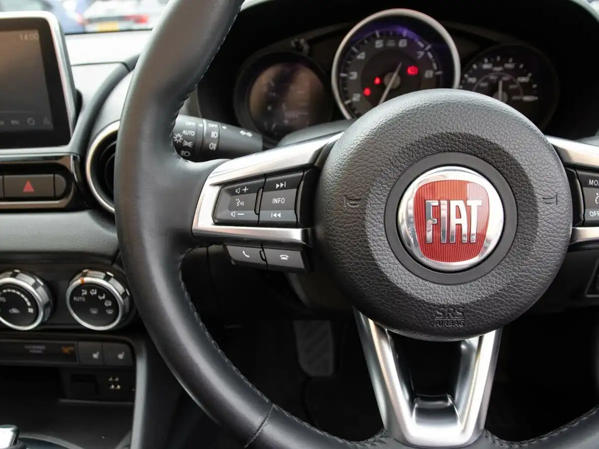 2018-fiat-124-14-multiair-124-spider-lusso-plus-dct-big-18