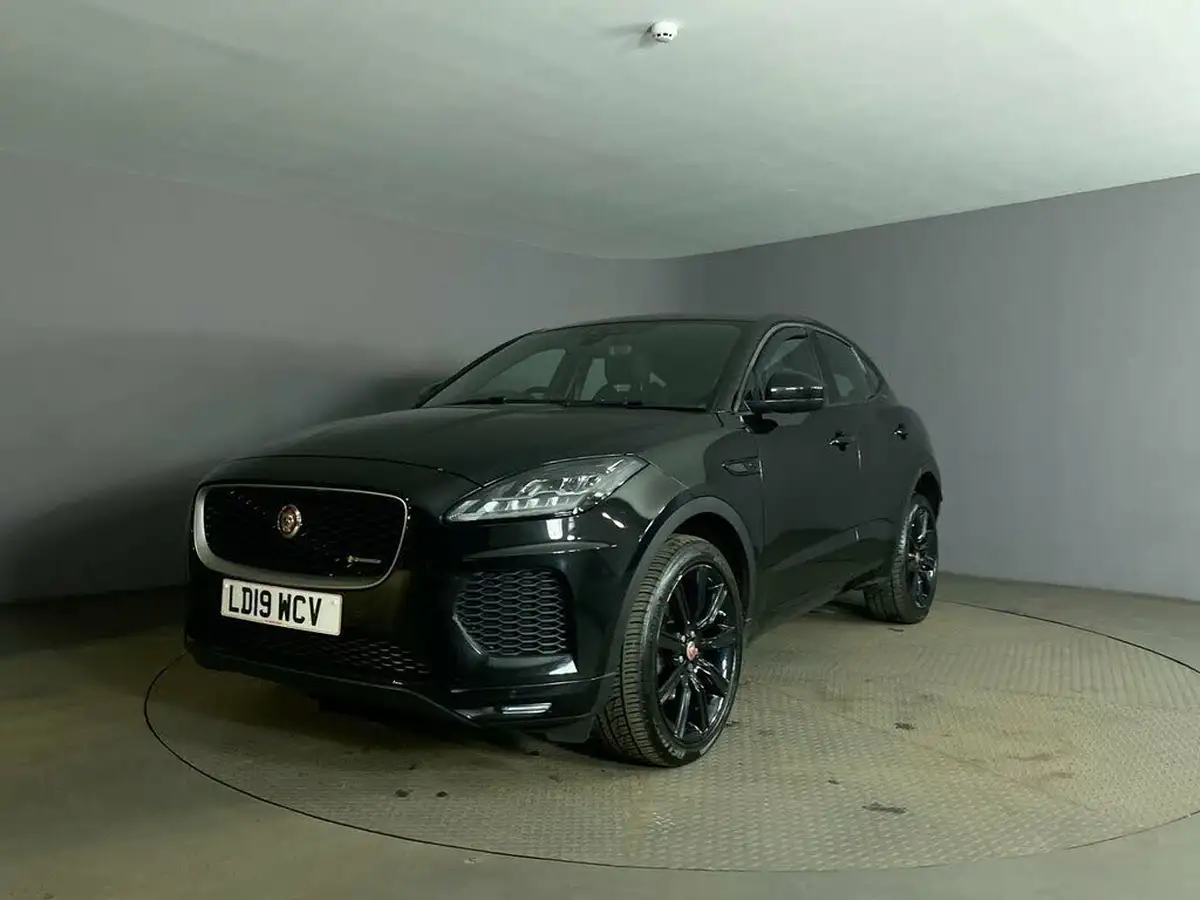 2019-jaguar-e-pace-20-i4d-r-dynamic-s-150ps-big-3