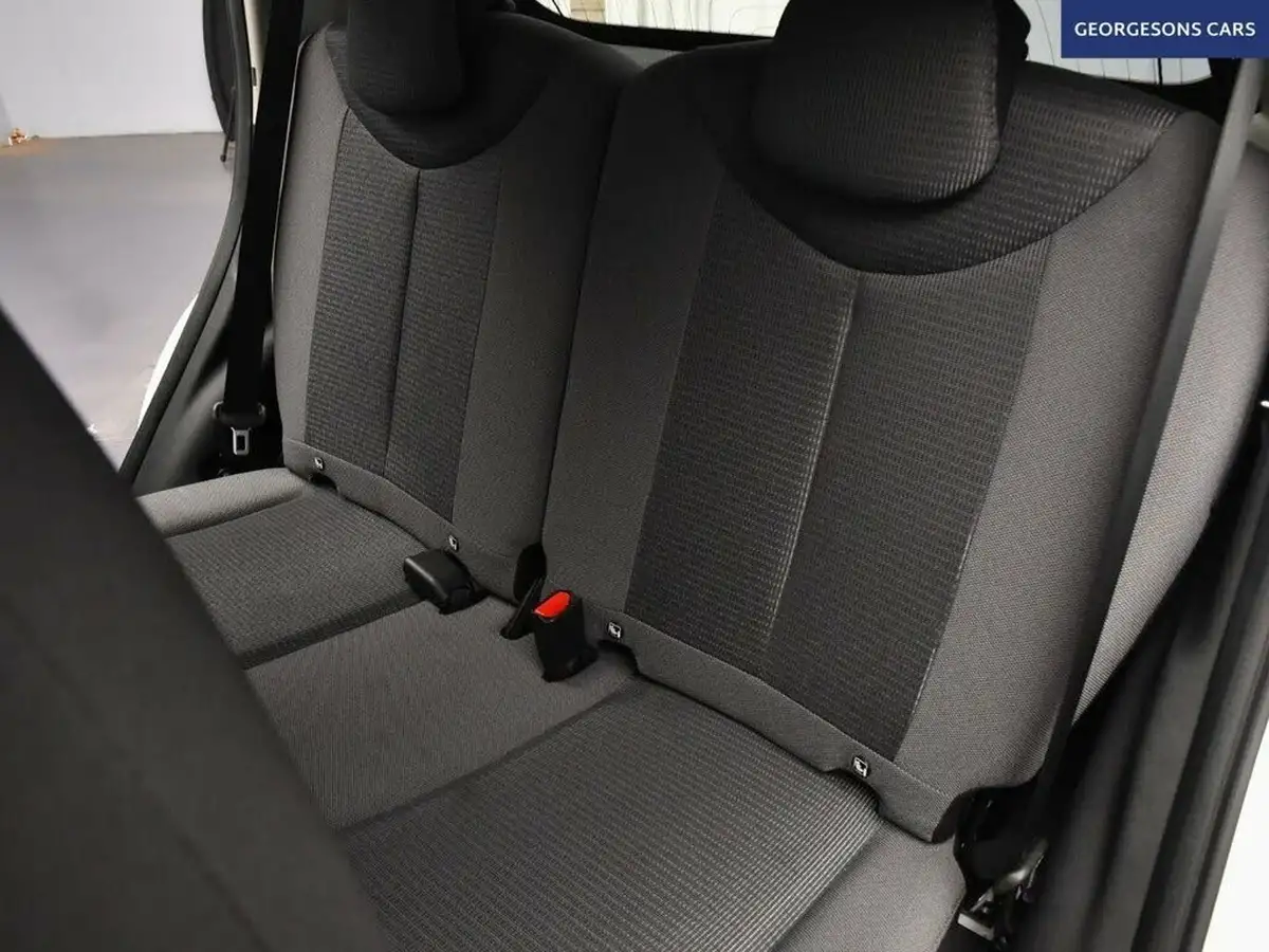 2022-toyota-aygo-10-vvt-i-x-play-big-17