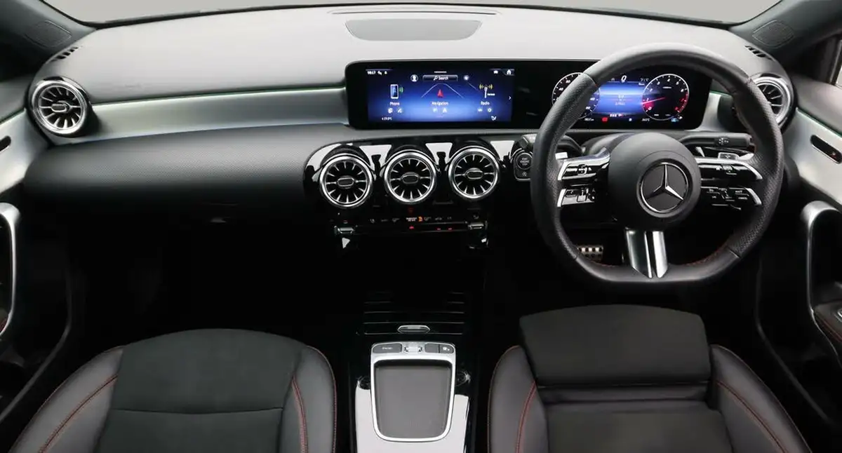 2023-mercedes-benz-a-class-13-a180-amg-line-executive-hatchback-5d-7g-dct-big-13