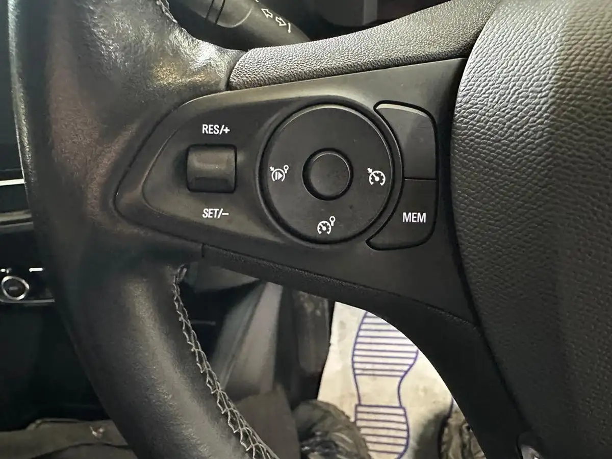 2020-vauxhall-corsa-e-se-nav-11kw-big-24
