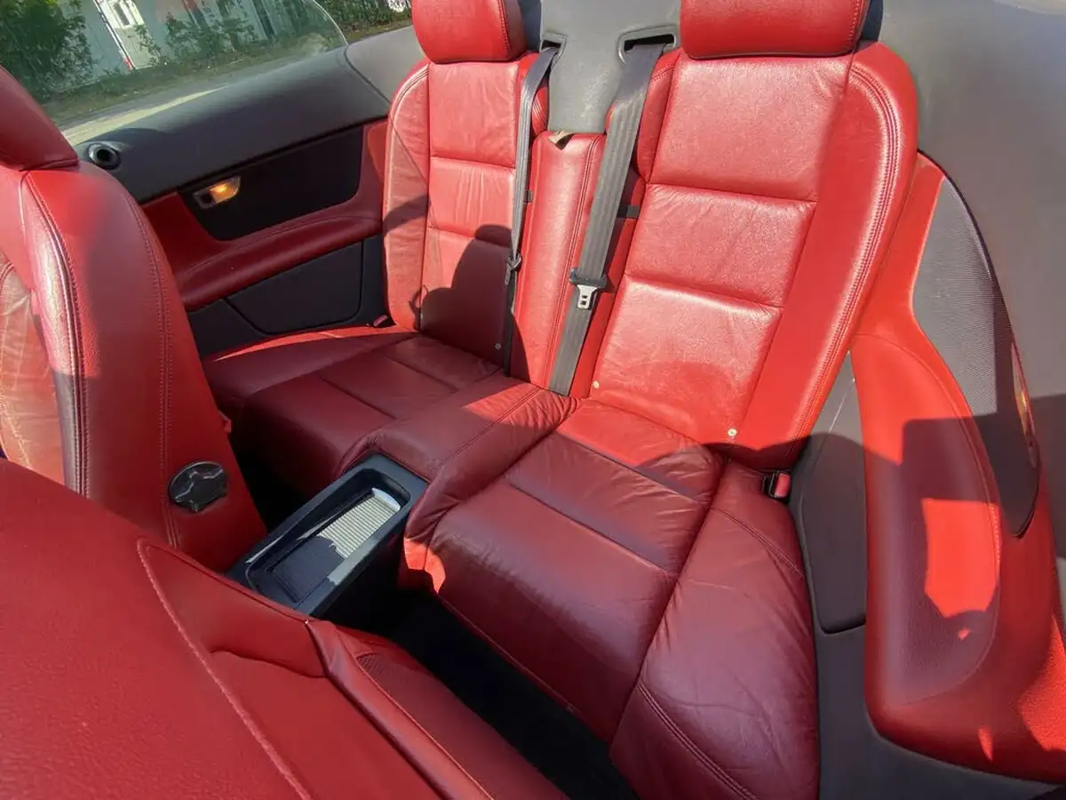 2010-volvo-c70-20td-se-lux-big-6
