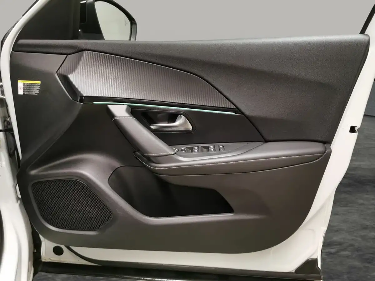 2020-peugeot-2008-suv-e-gt-line-big-37