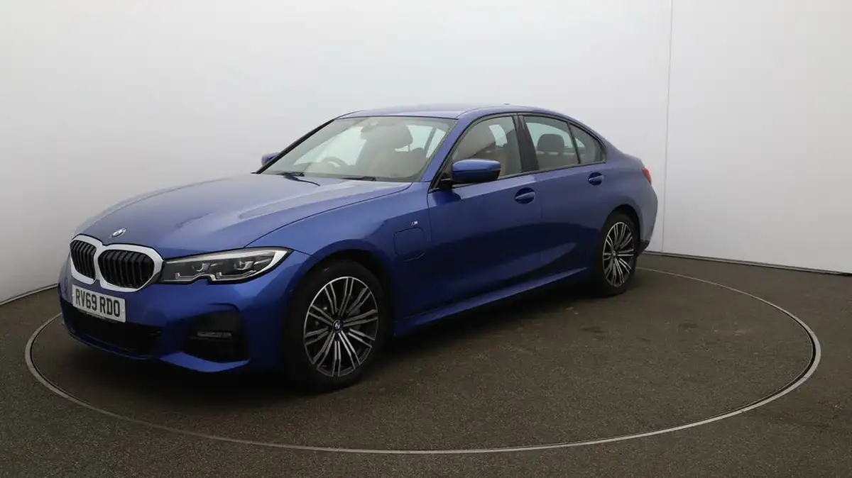 2019-bmw-3-series-20-330e-m-sport-plus-pack-big-67