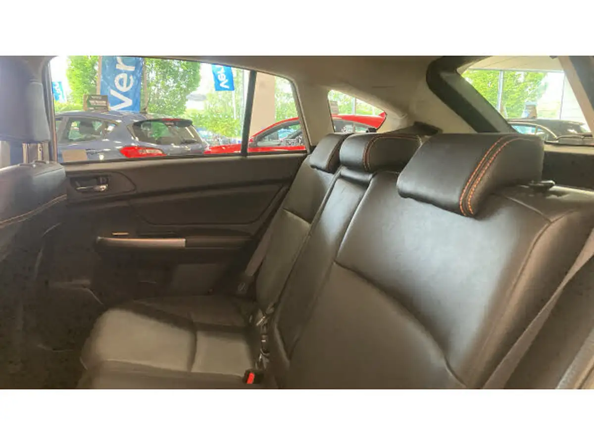 2016-subaru-xv-20i-se-premium-big-15