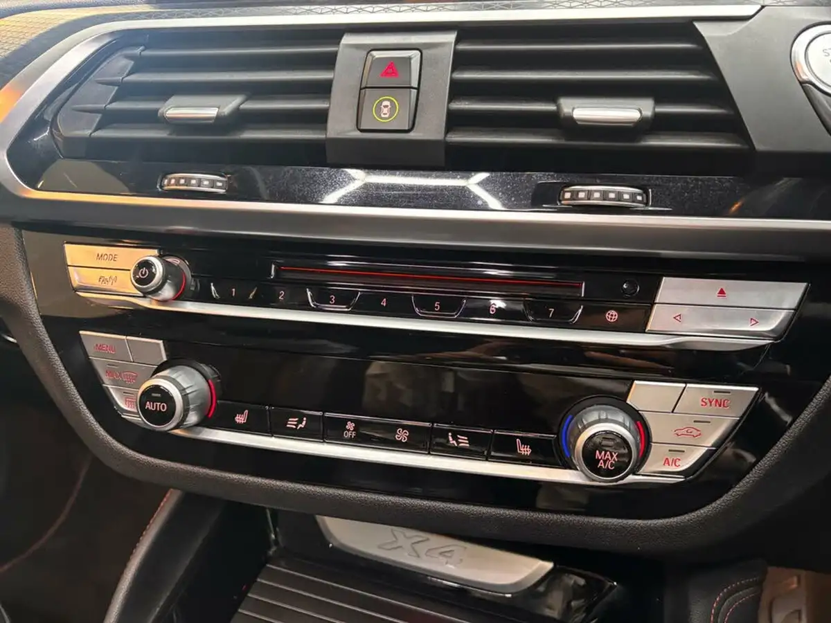 2019-bmw-x4-20td-xdrive20d-m-sport-x-big-30