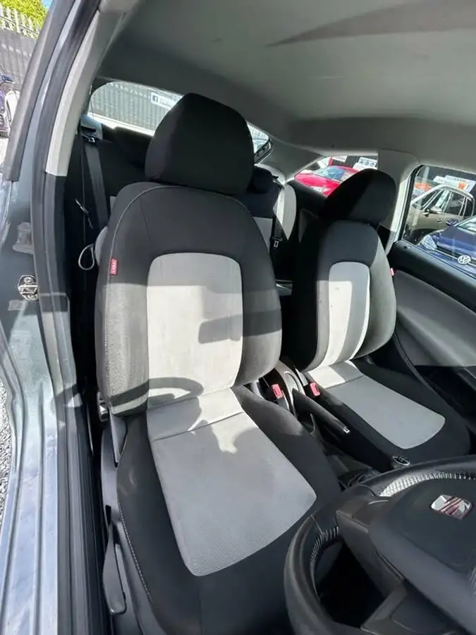 2013-seat-ibiza-14-se-sportcoupe-hatchback-3d-big-20