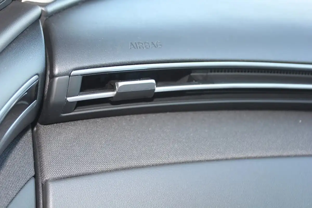 2023-hyundai-tucson-16-t-gdi-ultimate-150ps-big-12