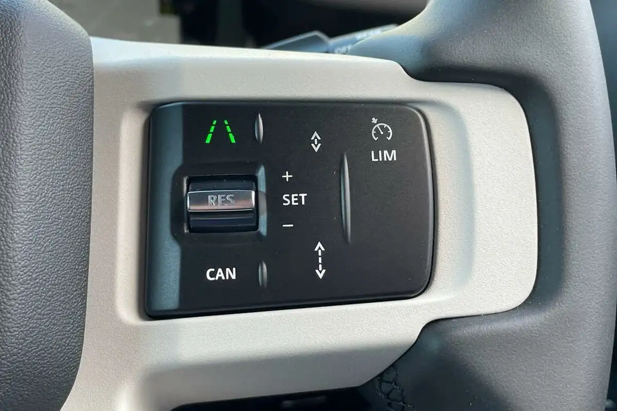 2024-land-rover-110-defender-30-d350-x-dynamic-se-big-25