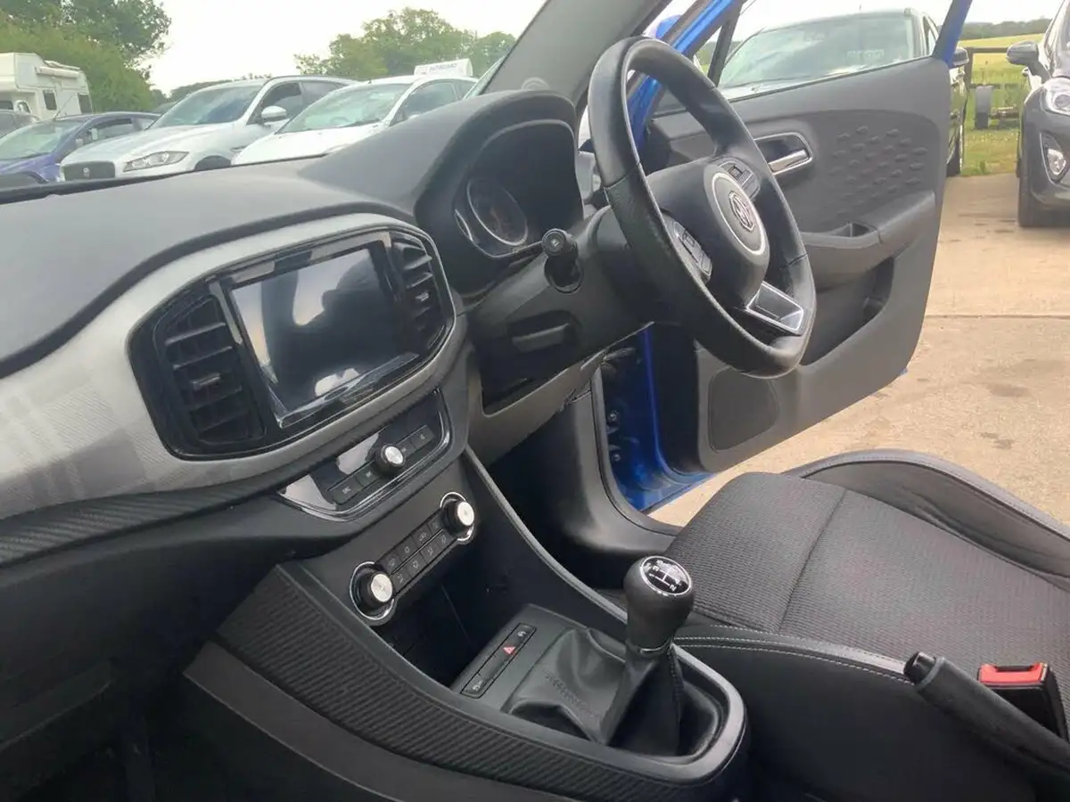 2020-mg-mg3-15-vti-tech-exclusive-big-50