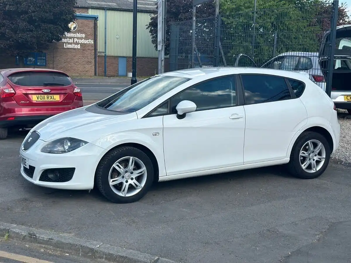 2011-seat-leon-16td-ecomotive-se-big-9