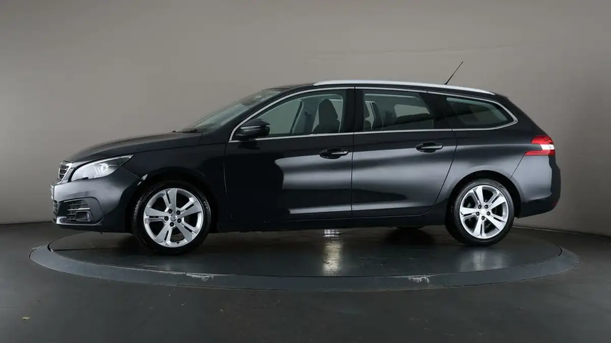 2020-peugeot-308-sw-12-puretech-allure-130bhp-big-38