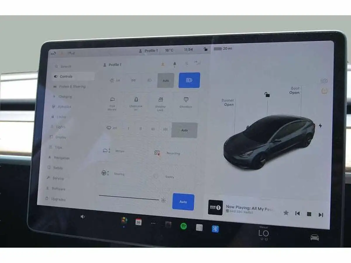2021-tesla-model-3-e-long-range-4x4-big-25