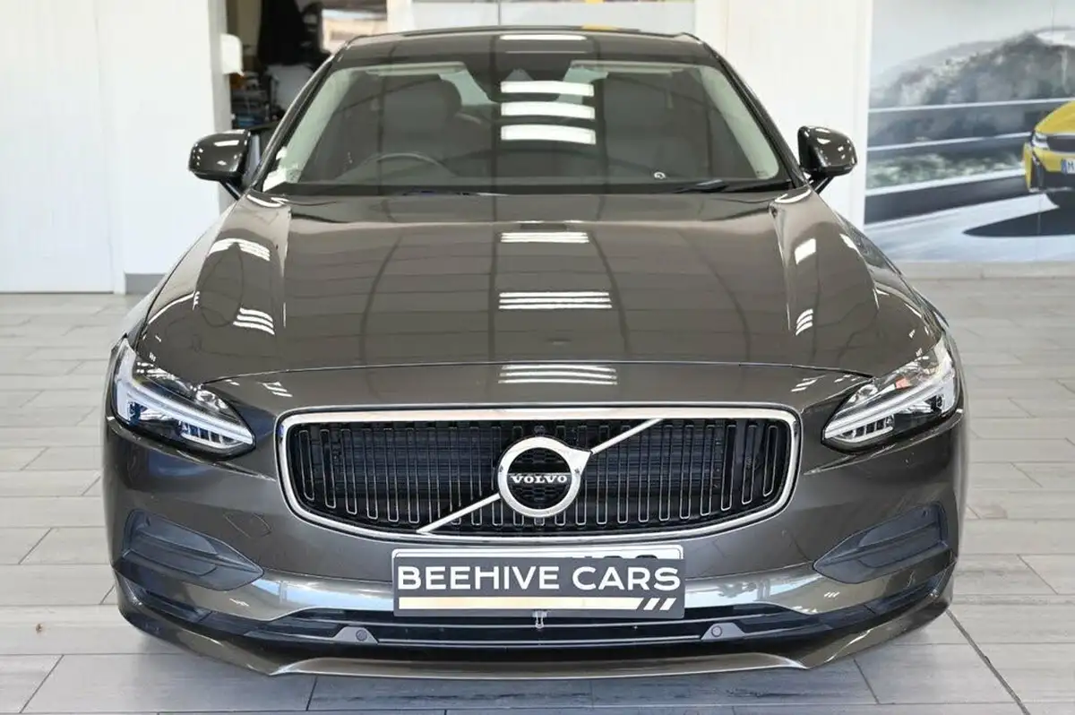 2018-volvo-s90-20td-d4-momentum-big-5