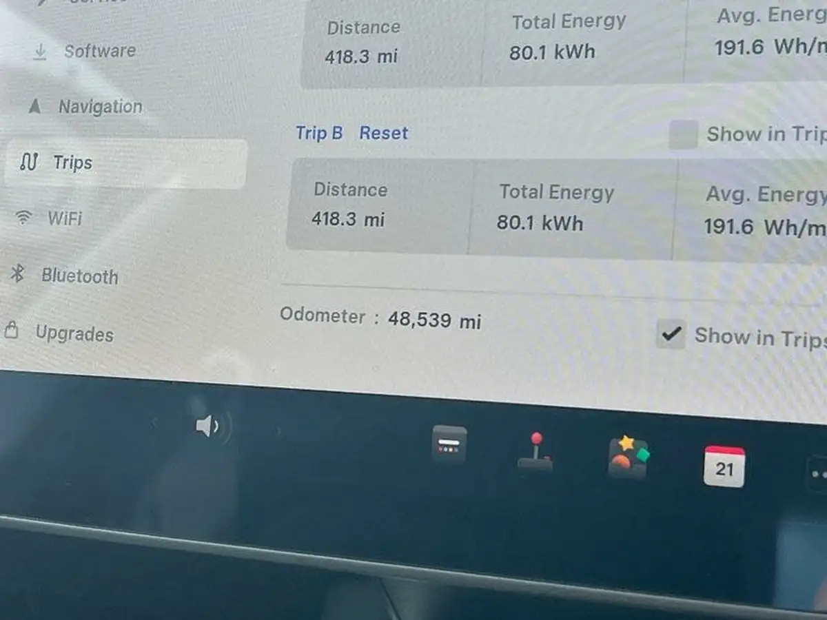 2020-tesla-model-3-e-long-range-big-29