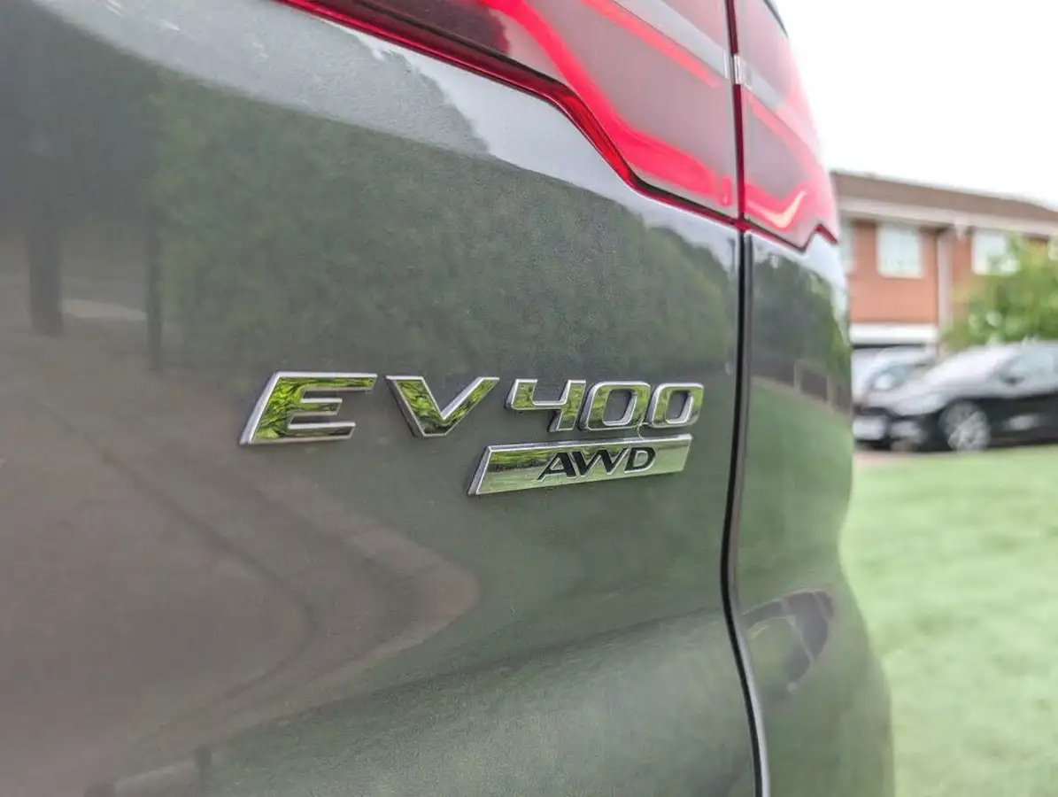 2019-jaguar-i-pace-ev400-se-big-68
