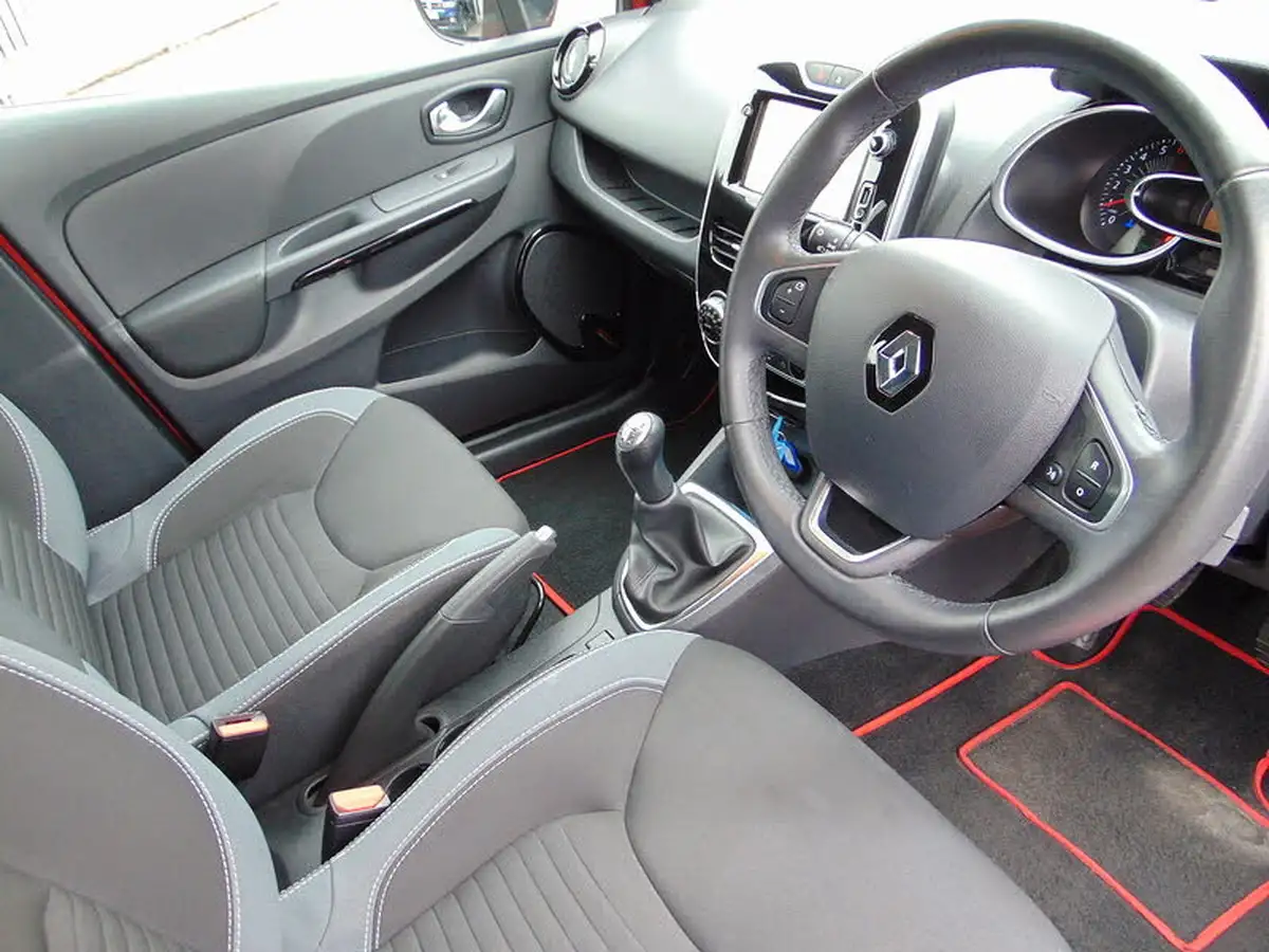 2016-renault-clio-09-tce-dynamique-s-nav-big-22